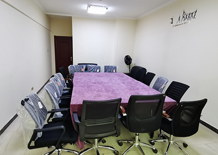 中厚钢材会议室